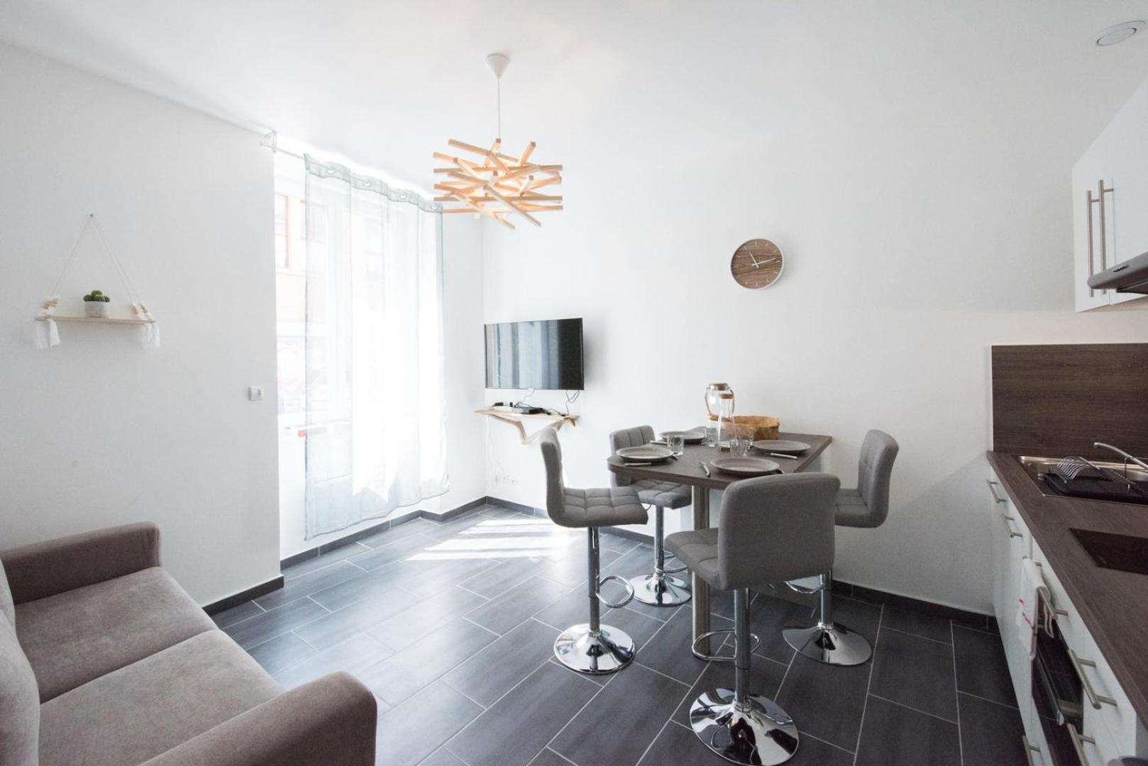 Le Hirvi - Cocon Zen Et Epure A 10Min Vieux Lyon Daire Dış mekan fotoğraf